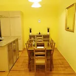 Corvin Center Kisfaludy Appartement *